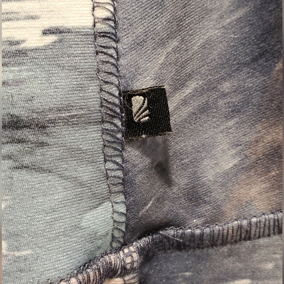 ☆3\35$ | MARIKA | Abstract Pastel Active Leggings with pockets in Size M - Picture 3 of 7